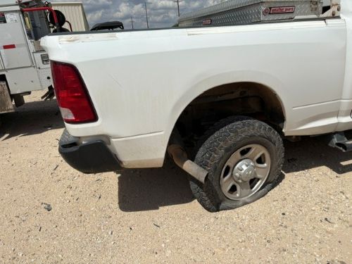 Salvage - 2017 Dodge Ram 3/4 Ton Pickup 4x4 (442037) - Image 3